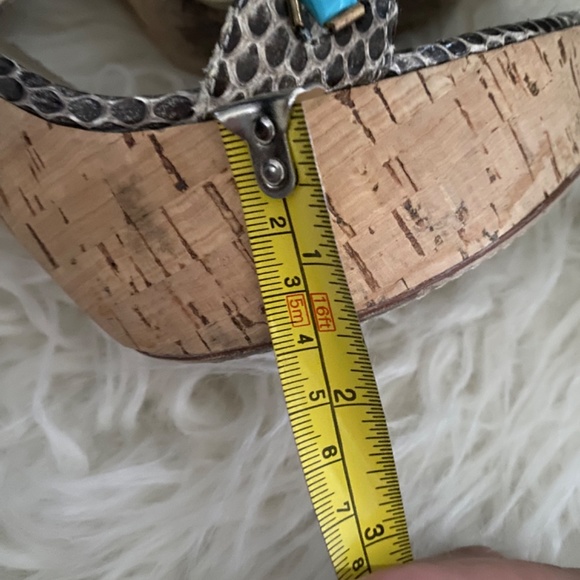 Prada heels - Picture 6 of 9